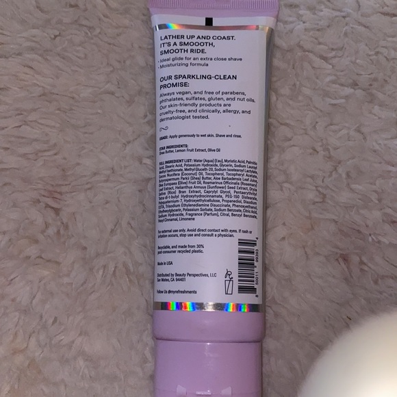 Refreshment pillowy shave cream in citrus spritz🍊🦩🤸🏼🧼🪒🛀🏻🚿 - Picture 3 of 6